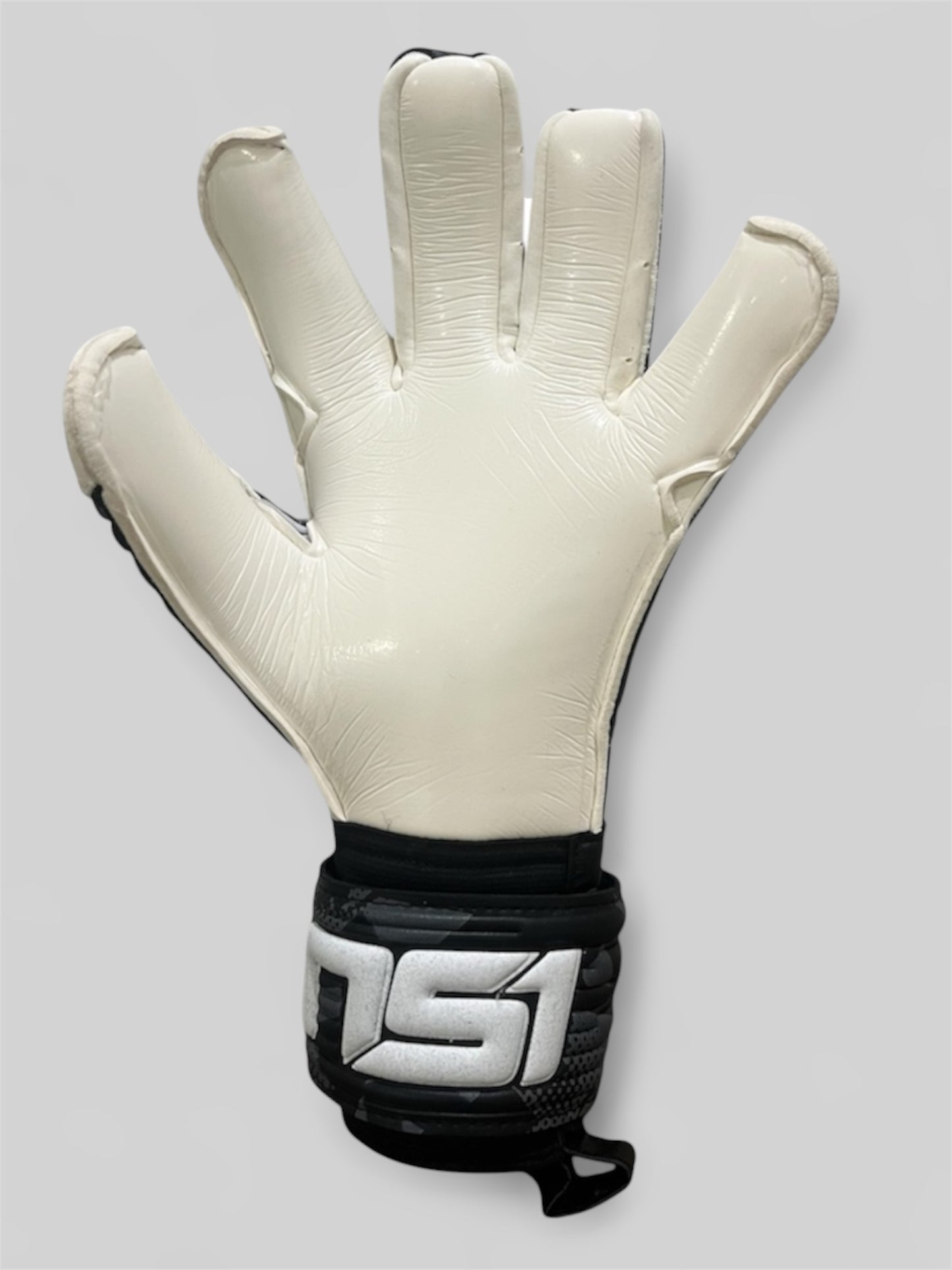 Sentinel - Professional Goalkeeper Gloves 2
